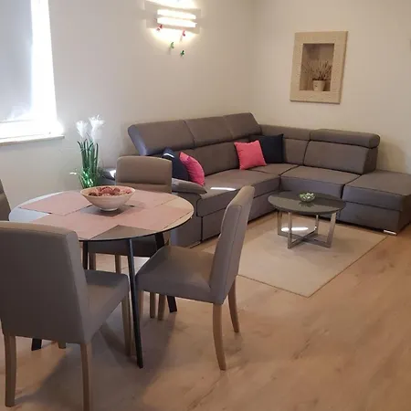 Mit Schwimmbad By Interhome * Buici (Istria)